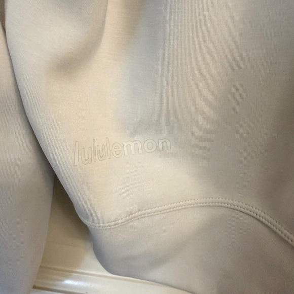 EUC Lululemon Softstreme Cropped Crewneck Sweater in vapor size 4 - Picture 5 of 6